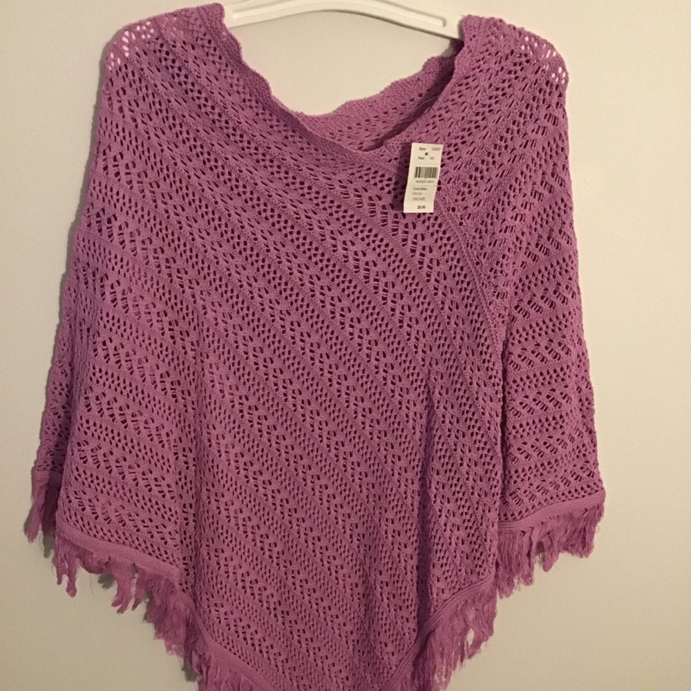 Poncho - Picture 2 of 4